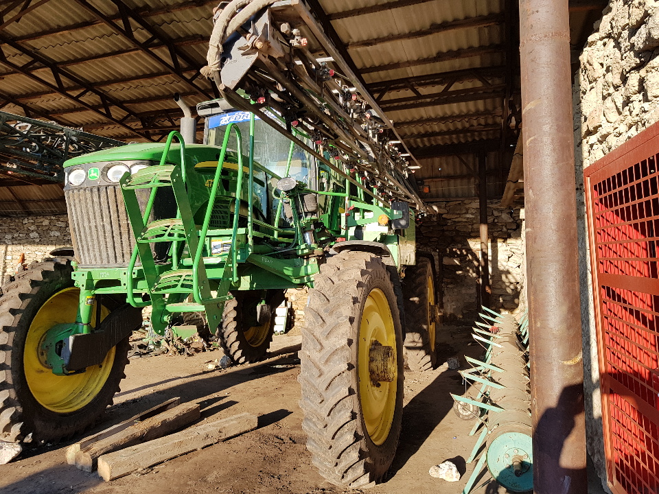Обприскувач самохідний John Deere, модель 4730, з антеною-приймачем GPS сигналу StarFire, 2009 року випуску, ДНЗ 26324ВН, заводський № N04730X004659, двигун № PE6068L126119