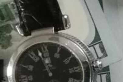 Механічний наручний годинник фірми ROEBELIN GRAEF