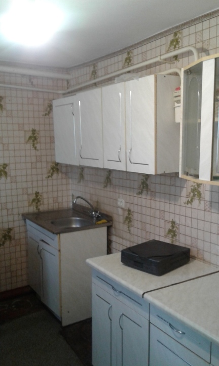 Кухонна стінка