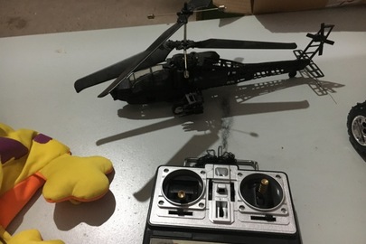 Іграшка - гелікоптер із пультом ДК