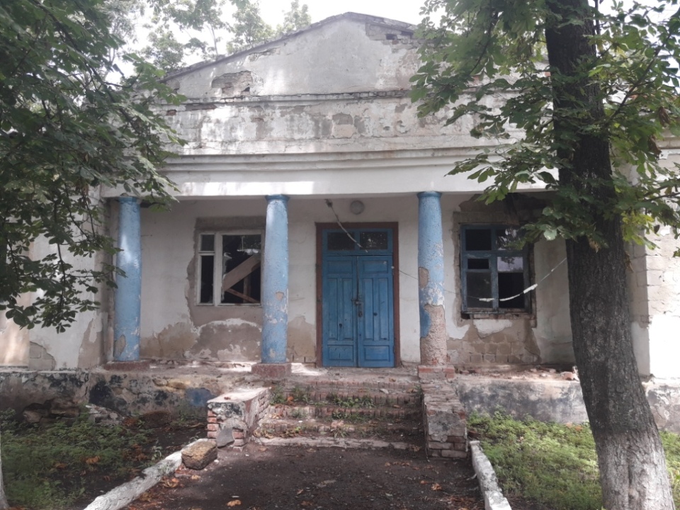 Нежитлова будівля загальною площею 189,0 кв.м., що знаходиться за адресою: Харківська обл., Первомайський район, с. Шульське, вул.Центральна, 56