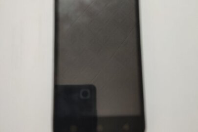 Мобільний телефон марки «Lenovo Vibe», IMEI - відсутній, у неробочому стані, чорного кольору, б/в