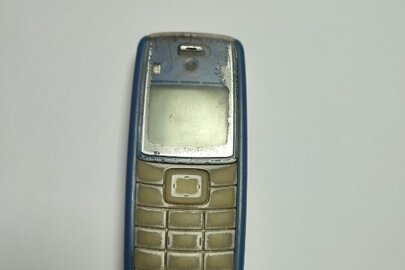 Мобільний телефон марки «Nokia», Imei: 358377008095440 із сім-картою «Київстар», синьо-білого кольору, б/в