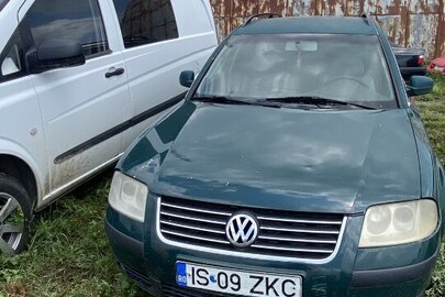Автомобіль марки «VOLKSWAGEN» модель «PASSAT VARIANT» державний номер IS09ZKC, кузов WVWZZZ3BZ2E144639, 2001 р.в., сірого кольору