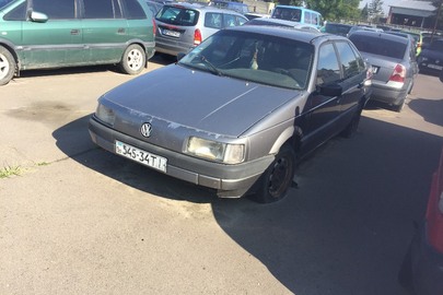 Транспортний засіб марки Volkswagen Passat 1.8i (B3), 1991 року випуску, ДНЗ 54534ТІ, №куз. WVWZZZ31ZME176018, сірого кольору, обєм двигуна 1781 см. куб.