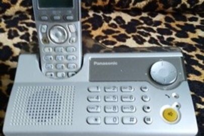 Телефон марки PANASONIС