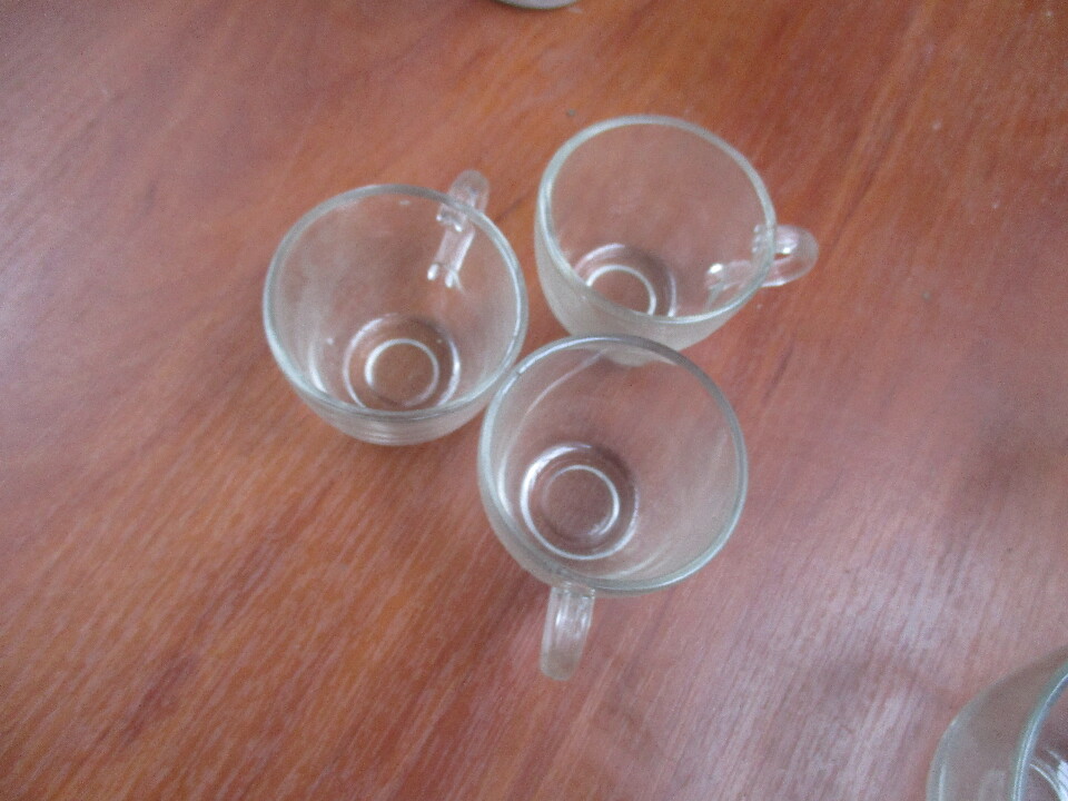 Кружки скляні для кави в кількості 3 шт