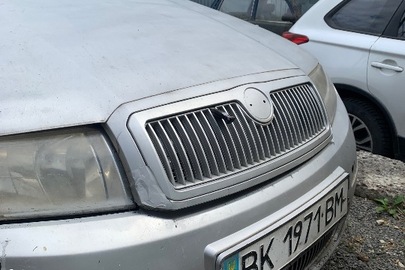 Автомобіль Skoda Fabia, сірого кольору, реєстраційний номер ВК1971ВМ, VIN/номер шасі (кузова, рами):TMBHS26Y913147021, 2000 року випуску
