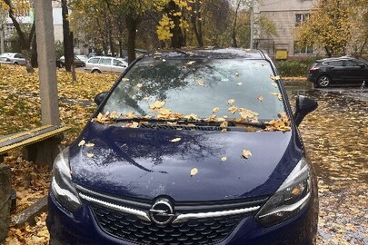 Автомобіль OPEL, модель ТЗ: ZAFIRA, синього кольору, легковий, 2017 року виробництва, реєстраційний номер: BK4901HC, ідентифікаційний номер (VIN): W0VPD9E4XJ1035892