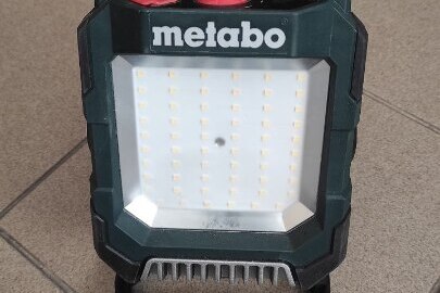 Конфісковане майно за рішенням суду:акамуляторний ліхтарик "Metabo", б/в