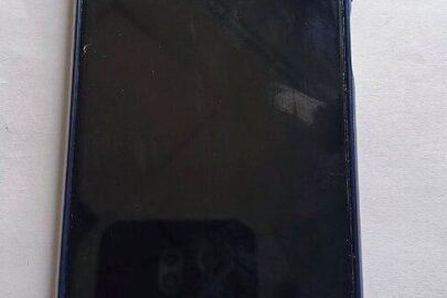 Конфісковане майно за рішенням суду:мобільний телефон марки "Samsung А03s" ІМЕІ 353515135124188/01, ІМЕІ 356346465124185/01 , б/в 