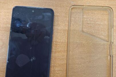 Конфісковане майно за рішенням суду: мобільний телефон марки "Techno Pova 5", синього кольору з силіконовим чохлом, б/в