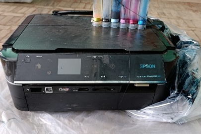 Конфісковане майно за рішенням суду: кольоровий принтер марки "EPSON" моделі "Epson Stylus Photo PX 660", б/в