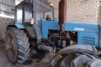 Трактор колісний марки БЕЛАРУС, модель: 1221, ДНЗ 09995МК, VIN/Номер шасі (кузова, рами): 12020343, колір: синій, рік виробництва: 2006