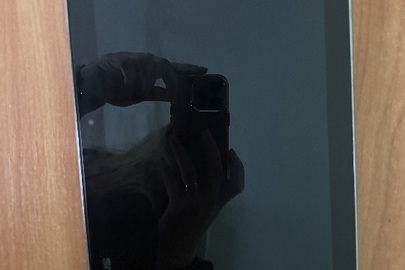 Конфіскація майна за рішенням суду: планшет торгівельної марки "ASUS" серії ZenPad, чорного кольору, б/в