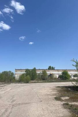 Майновий комплекс, що складається з п'яти об'єктів за адресою: Чернігівська область, Прилуцький район, с. Івківці, вул. Прилуцька 11