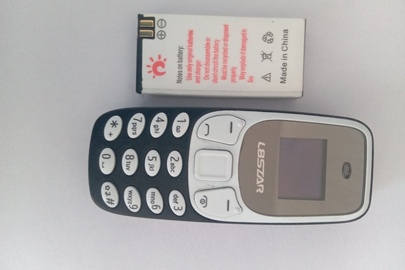 Мобільний телефон марки "L8 STAR", бувший у використанні