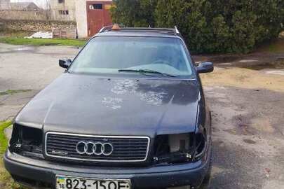 Конфісковане майно за рішенням суду: транспортний засіб AUDI AG  ABE NR. F619, легковий, синього кольору, 1992 року випуску, номер кузова WAVZZZ4AZNN097464, н.з. 82315ОЕ