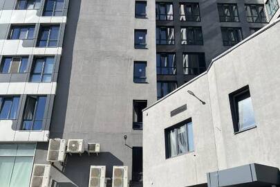 Квартира загальною площею 54,5 кв. м., житловою площею 13,9 кв. м. за адресою: м. Львів, вул. Липинського В., буд. 28, кв. 906, РНОНМ 1162964446101