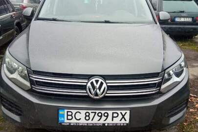 Транспортний засіб марки VOLKSWAGEN, модель TIGUAN, шасі (кузов, рама) WVGBV7AX6FW566678, 2014 року випуску, тип - ЛЕГКОВИЙ, колір - СІРИЙ, державний номер BC8799PX