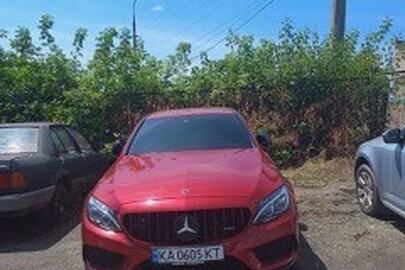 Автомобіль легковий MERCEDES-BENZ, модель C 300, державний номер KA0605KT, VIN/номер шасі (кузова, рами): 55SWF4JB3GU151201, колір: червоний, рік виробництва 2016