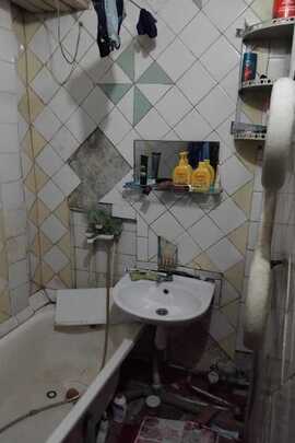 Конфіскація майна за рішенням суду: 3/10 частка двокімнатної квартири № 39, загальною площею 46.9 кв.м., за адресою: м. Миколаїв, провулок Полярний, 2А