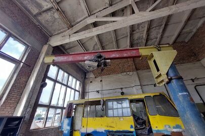 Вантажопідйомне обладнання — кран консольно-поворотний на колоні (стаціонарний), з електричною таллю (тельфером), 2003 року введення в експлуатацію, інвентарний номер: 1040005