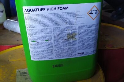 Хімічна речовина з маркуванням AQUATUFF HIGH FOAM " в кількості 6 каністр по 25 л/150 л, б/в