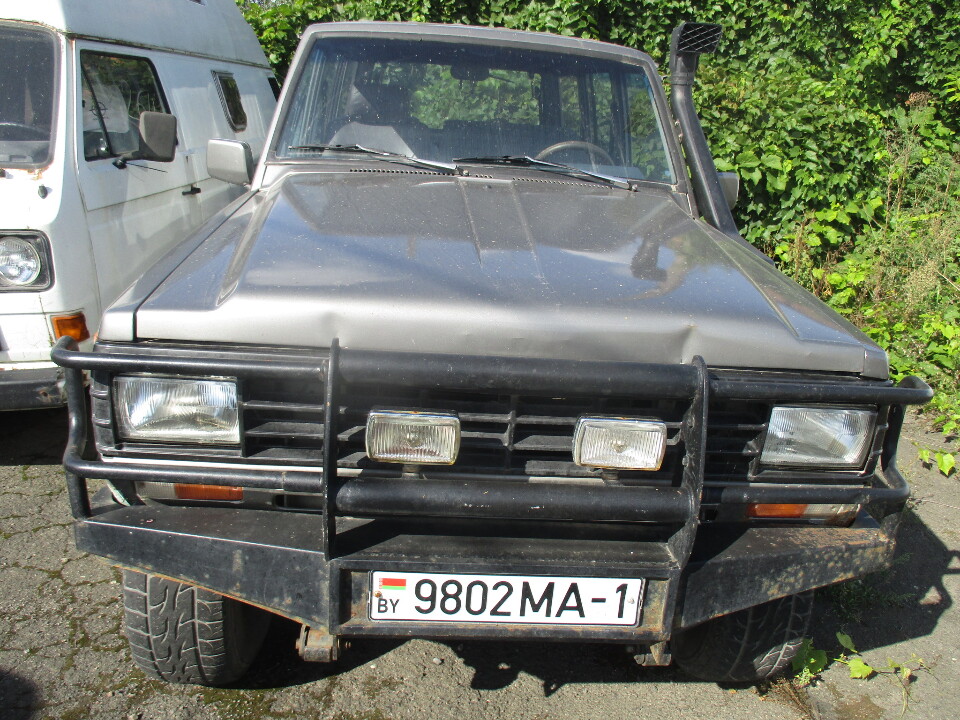 Автомобіль марки Nissan Patrol, 1985 року випуску, білоруський номерний знак 9802МА-1, номер кузову JN10KR160U0852509