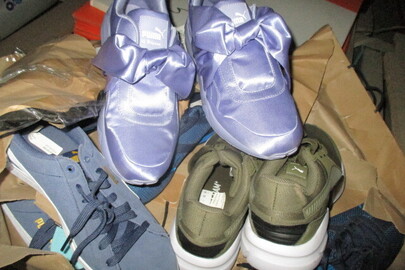 Взуття торгової марки "PUMA" - 6 пар