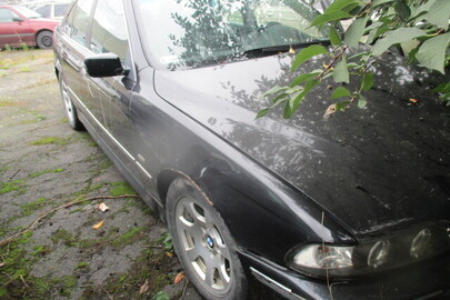 Автомобіль "BMW 520", 2000 року випуску, VIN WBADM71090GU43166, реєстраційний номер ZGRER78, колір чорний