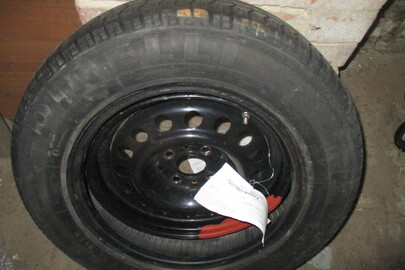 Запасне колесо Pirelli, б/в, розміром 175/70 R14, 1шт.