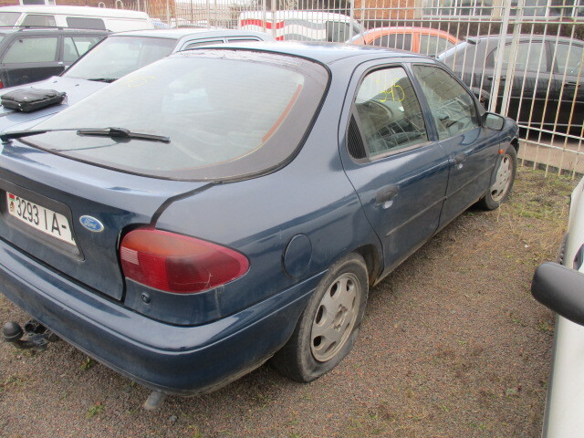 Автомобіль марки Ford Mondeo, 1996 року випуску, номерний знак 3293IA-1, ідентифікаційний номер WF0AXXGBBATC08842