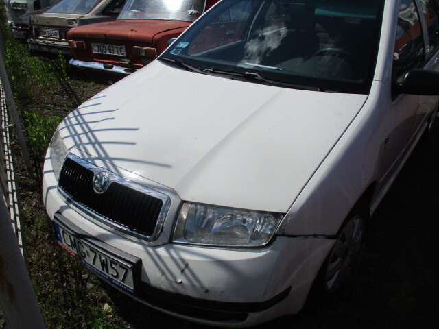 Автомобіль марки SKODA FABIA, 2001 року випуску, номерний знак CMG7W57, ідентифікаційний номер TMBPH16Y02X023606