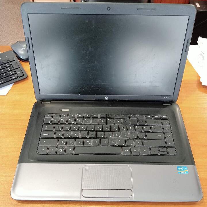 Ноутбук марки НР-650, темного кольору, б/в