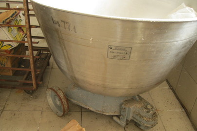 Діжа на 330 л (н/ж сталь) Т1-ХТ2Д, 2007 р.в., 4 шт.