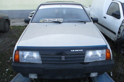 1/2 частина автомобіля ВАЗ 21093 (загальний легковий хетчбек-В), 2007 р.в., реєстраційний номер ВМ5477АН, кузов № Y6D21093470023863