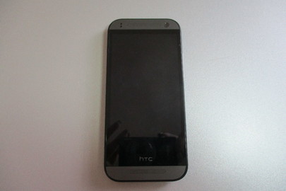 Смартфон ТМ "НТС" модель ONE Mini2, серія М8 MINI, колір GREY Silver, б/в