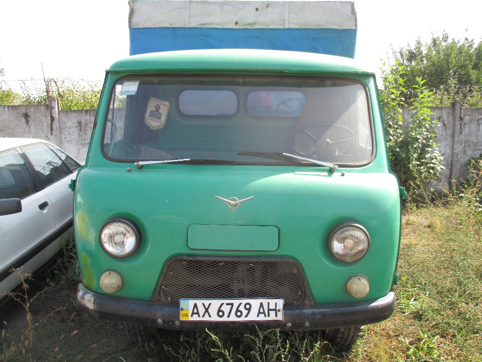 Автомобіль УАЗ 3303, 1989 р.в., реєстраційний номер АХ6769АН, кузов № ХТТ330300К0130889