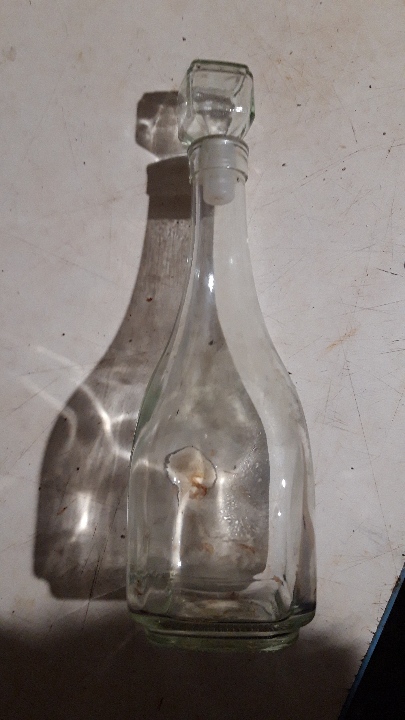 Графин для води об'ємом 1 літр, 1 шт.