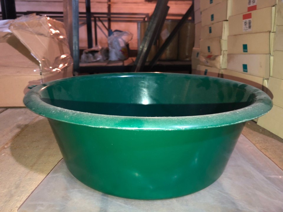 Миска пластикова ємністю 10 л, 15 шт.