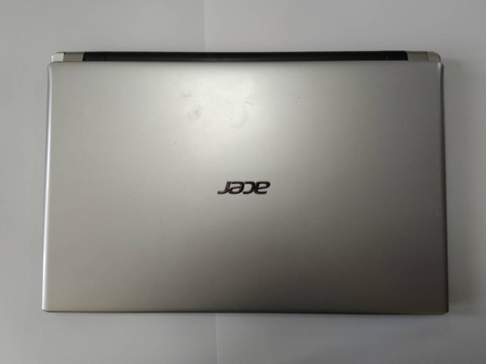 Ноутбук ACER Aspire V5, серійний номер NXM48ER00323906043200 в комплекті з батареєю та пристроєм живлення Liteon, модель РА-1650-86