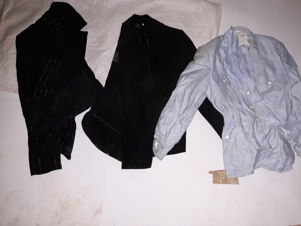 Піджак жіночий, чорного кольору, б/в, 1 шт. Піджак жіночий, чорного кольору, б/в, 1 шт. Піджак жіночий, блакитного кольору, б/в, 1 шт.