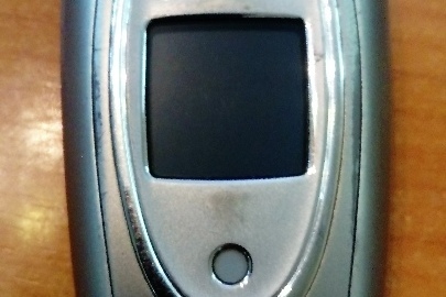Мобільний телефон марки «Samsung E 330»