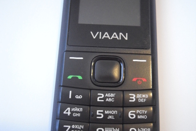 Мобільний телефон "VIAAN", ІМЕІ1: 357060076638287, ІМЕІ2: 357060076638288 та акумуляторна батарея до нього