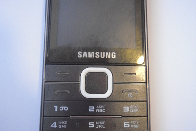 Мобільний телефон "Samsung GTS-5610", ІМЕІ: 350630/05/340007/0, акумуляторна батарея та сім-картка мобільного оператора "Київстар"