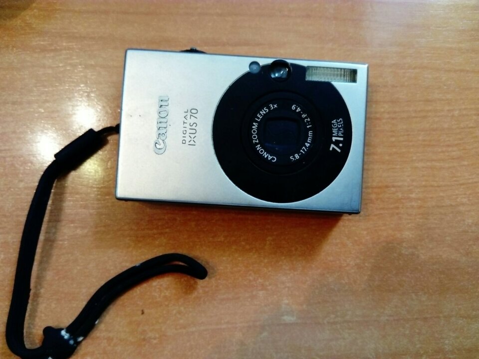 Фотокамера Canon Digital IXUS70, б/в