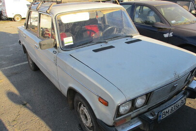 Автомобіль ВАЗ 21063 (легковий седан-В), 1982 року випуску, реєстраційний номер ВМ8356ВС, кузов № ХТА210630С0654491