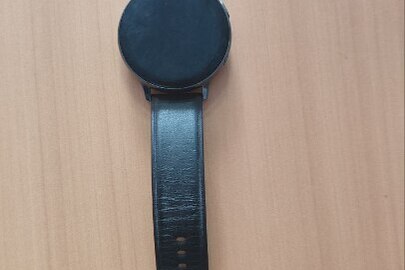 Годинник чорного кольору Samsung Galaxy Watch (б/в)