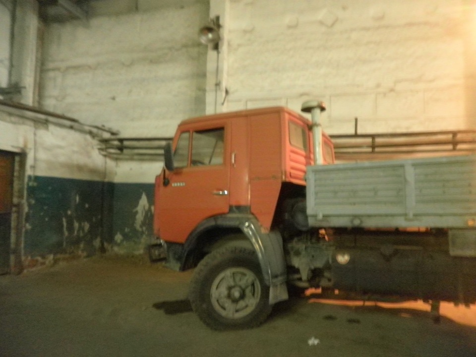 Автомобіль КАМАЗ 4325, днз 02036ЕВ, VIN: XTC432500N3000165, 1992 р.в., дизель, об'єм двигуна: 10850 куб.см., колір червоний.